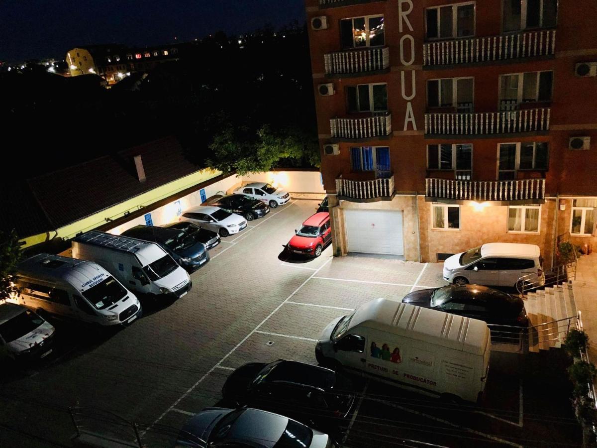 Pensiune Roua Arad Extérieur photo